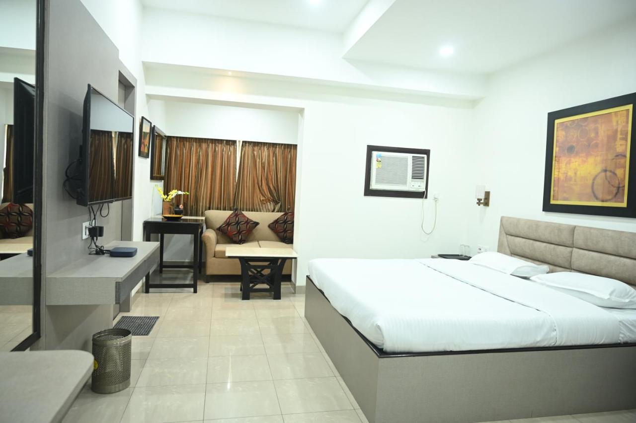 Elgin Suites Calcutta Extérieur photo
