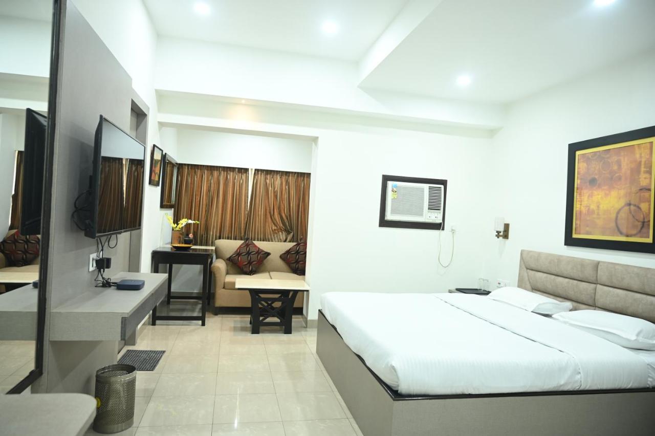 Elgin Suites Calcutta Extérieur photo