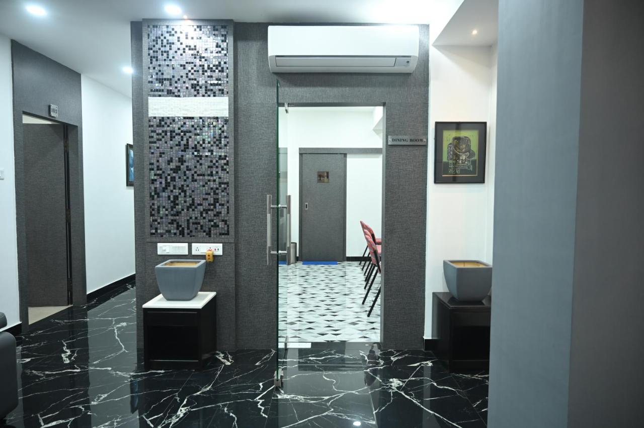 Elgin Suites Calcutta Extérieur photo