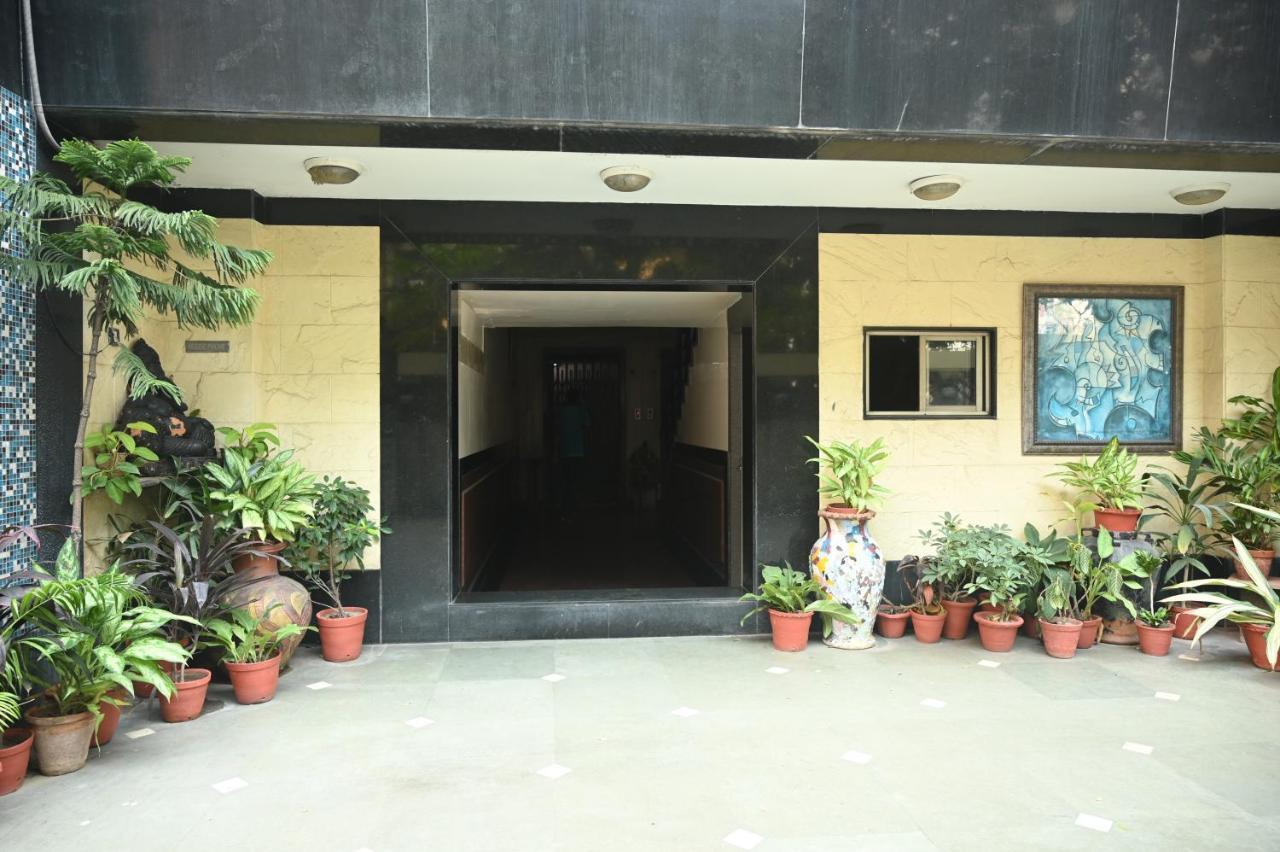 Elgin Suites Calcutta Extérieur photo