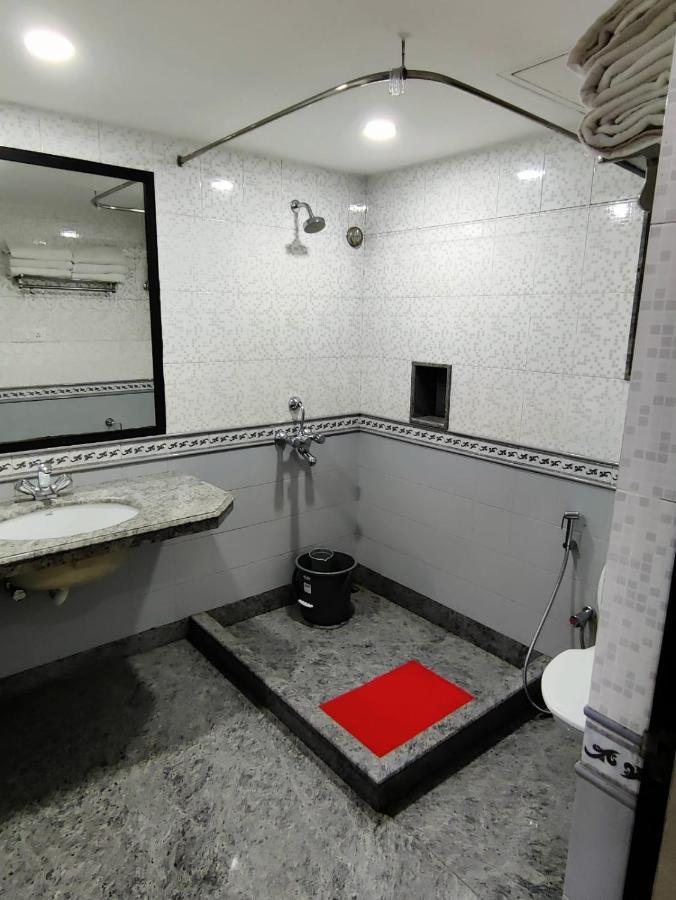 Elgin Suites Calcutta Extérieur photo